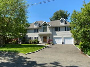 29 Westcott Rd, Stamford, CT 06902