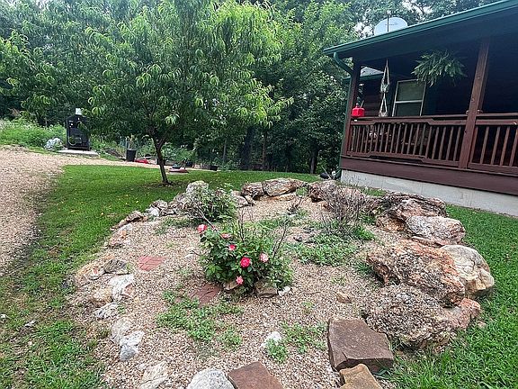 3rd image of 191 Masters Creek Rd