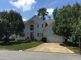 1921 Winterhaven Dr, Virginia Beach, VA 23456