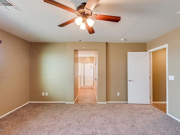 4th image of 2653 N Princeton Dr