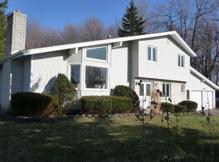 1900 Salt Rd, Fairport, NY 14450