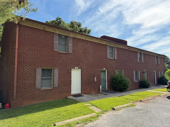 115 Northvail Dr, Madison Heights, VA 24572