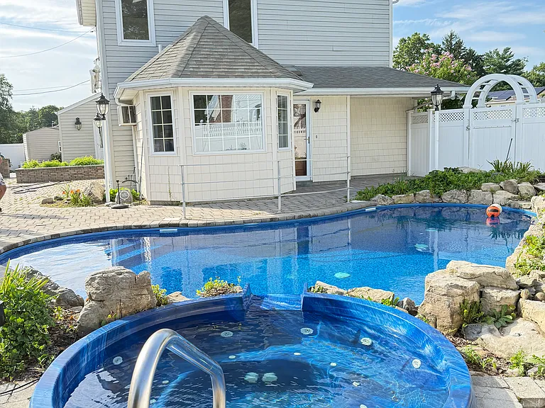 39 Arcadia Dr — Photo 15