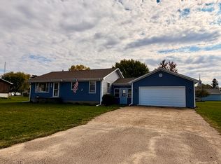 407 W Santee St, Sublette, IL 61367