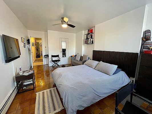 3rd image of 2148 2nd Ave #4CC
