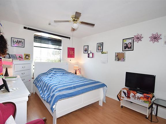 5th image of 14118 Almond Bay Ln
