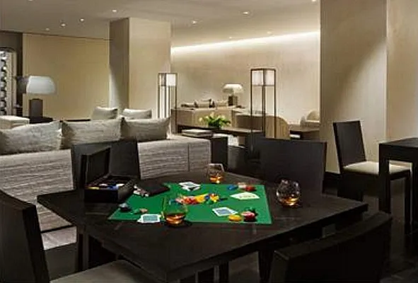Rented by Real Easy LLC | media 20
