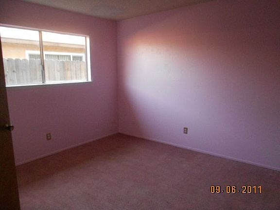 4th image of 4684 N Woodson Ave