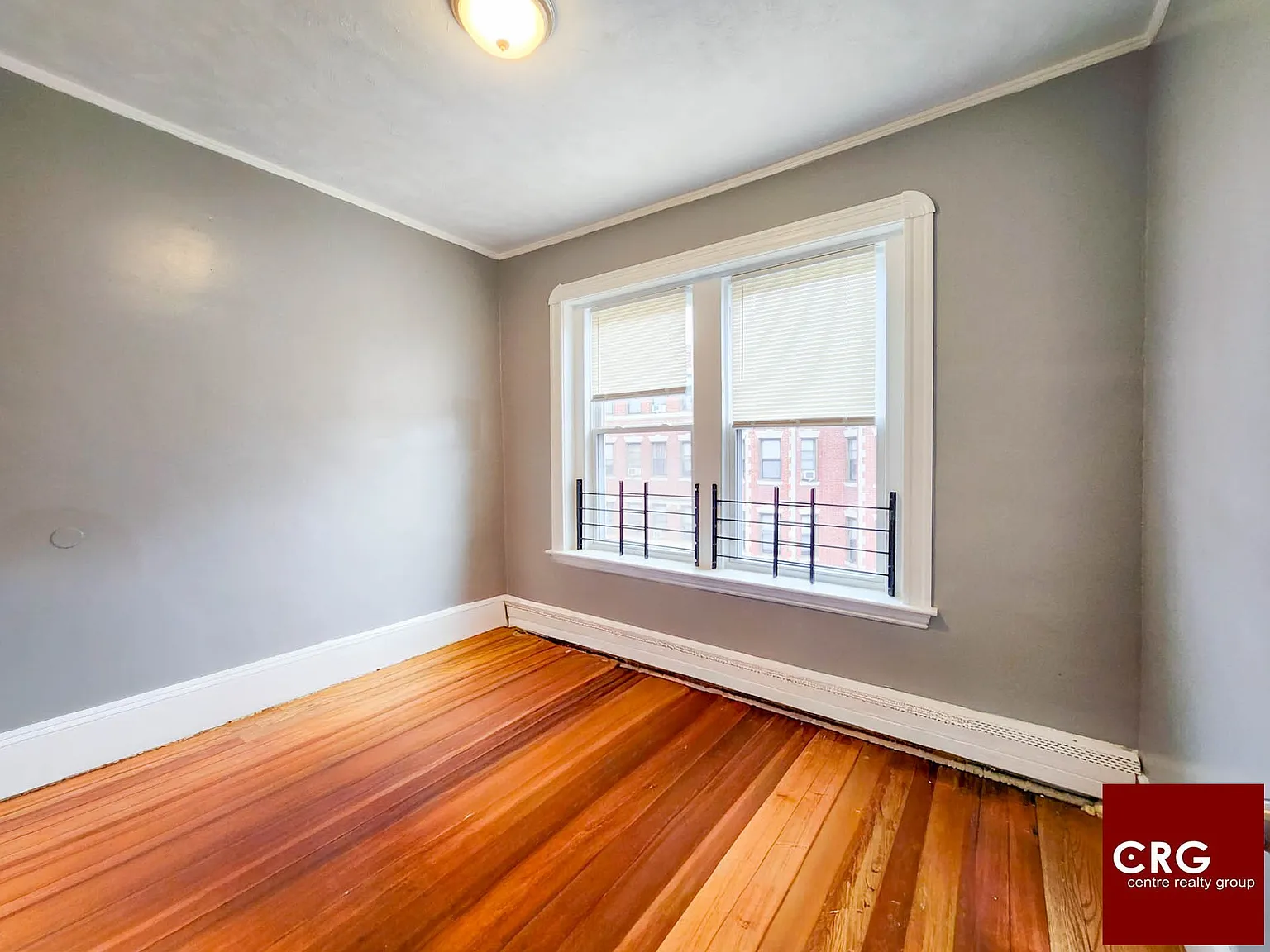 3 bed, 1.0 bath, 900 sqft, $3,390 — Photo 4