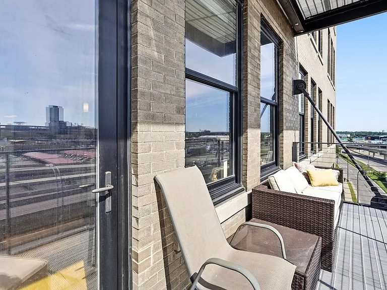 290 Market St #611 — Photo 31