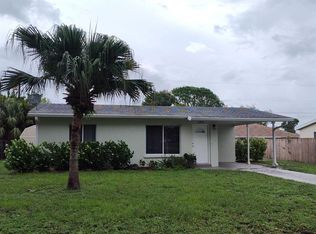 2044 Garden Ln, Bradenton, FL 34205
