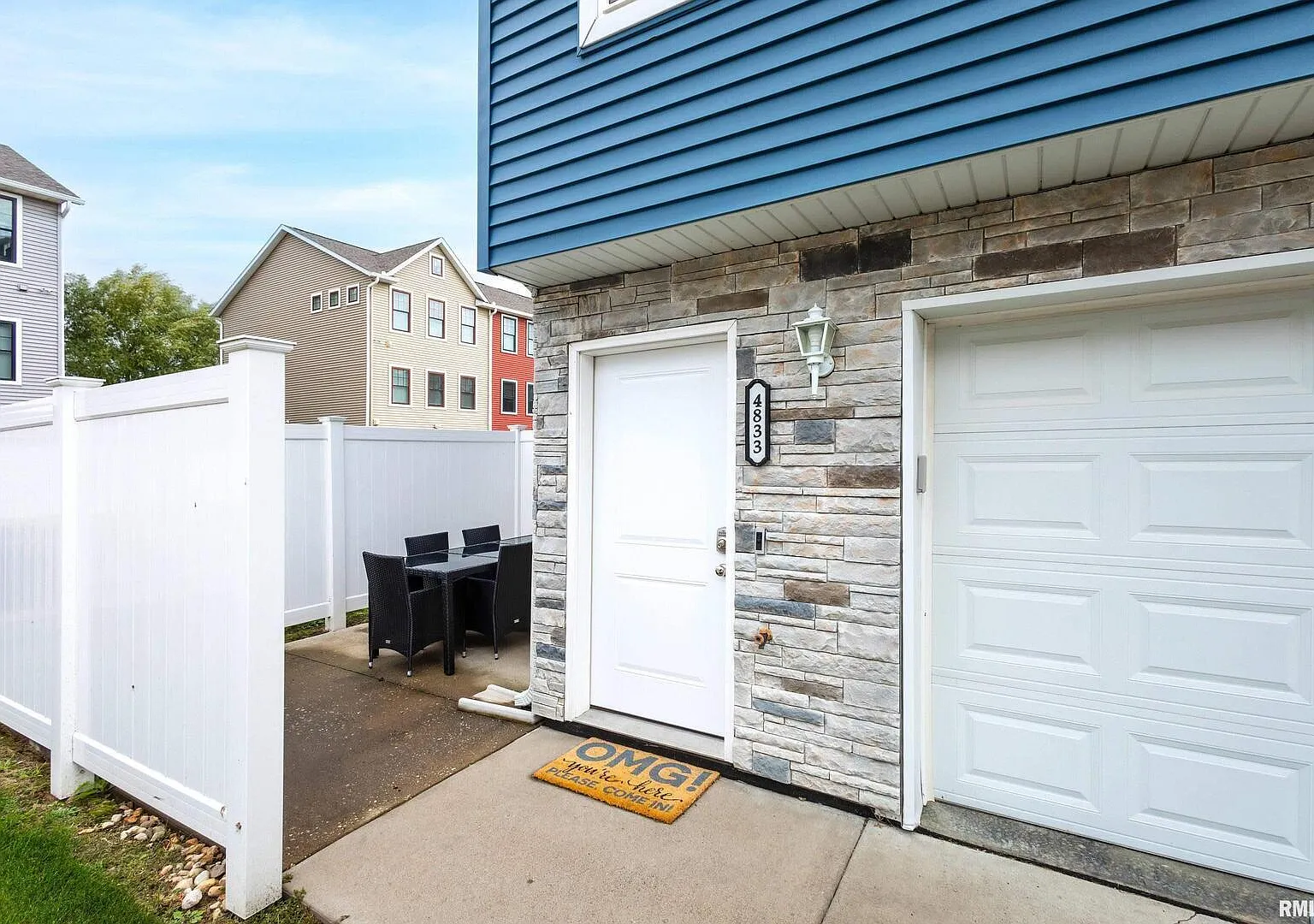 2 bed, 2.5 bath, 1575 sqft, $2,190 — Photo 3