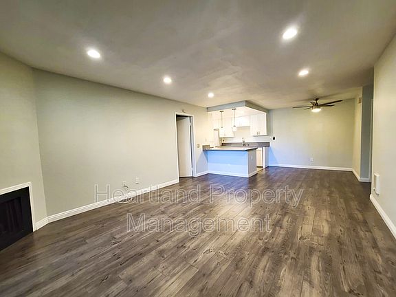 3rd image of 219 Woodland Pkwy Unit 156