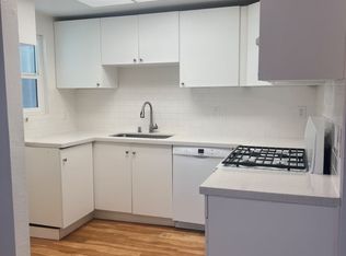 Beautiful Remodeled 1 And 2 Bedroom Units In Prime Location, Los Angeles, CA 90004