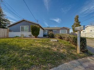 2211 Jonquil Way, Redding, CA 96002