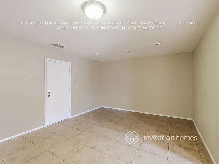 823 W 17th Pl — Photo 6