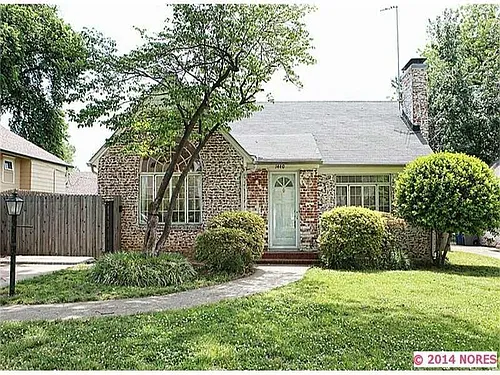 1440 E 34th St Photo 1 1440 E 34th St Photo 1