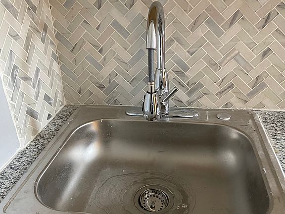 4th image of 3506 Nebraska Ave #1A
