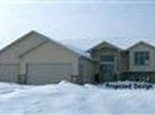 3300 Timber Trl, Minot, ND 58701