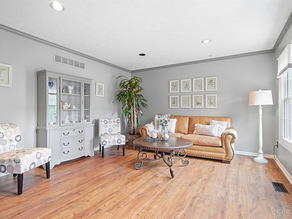 5th image of 6158 Watchview Ct