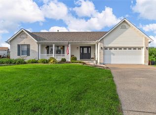 9 Quaint Cottage Ct, O'Fallon, MO 63368