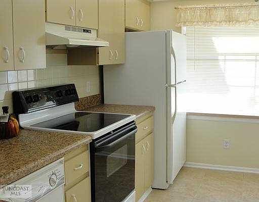2nd image of 19029 Us 19 N APT 11D