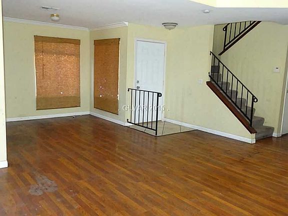 5th image of 3950 Steinbeck Dr