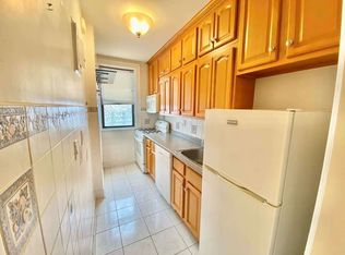 30-88 35th St #1, Astoria, NY 11103