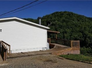 341 Groundhog Rd, Canton, NC 28716