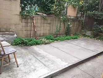 Rented by NYLA Realty