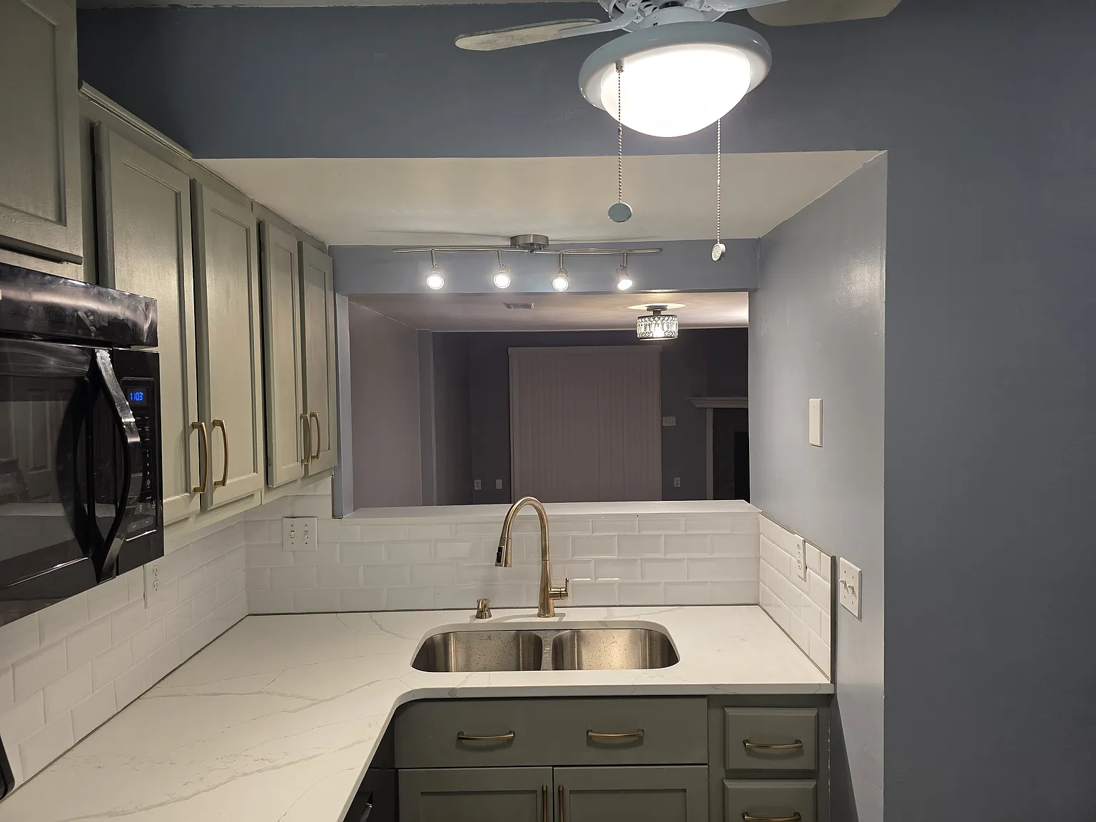 2 bed, 2.5 bath, 1088 sqft, $1,425 — Photo 4