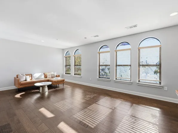 702 Wedgewood Park APT 206, Nashville, TN 37203