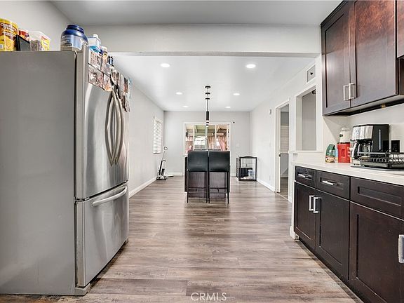 5th image of 8134 Burnet Ave