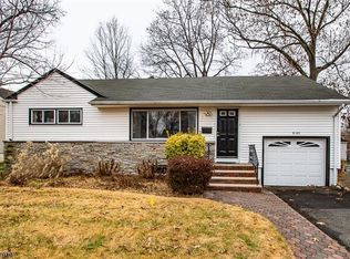 9-05 Bush Pl, Fair Lawn, NJ 07410