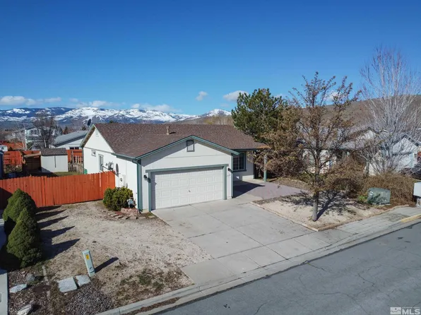 18230 Silverleaf Ct, Reno, NV 89508