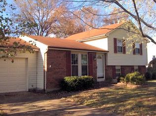 4561 Wood Forest Ln, Batavia, OH 45103
