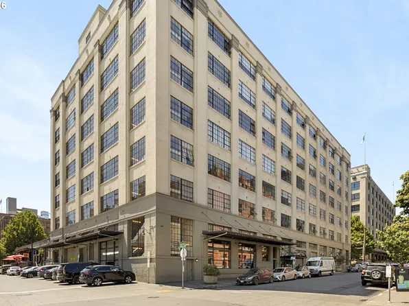 1314 NW Irving St APT 505, Portland, OR 97209
