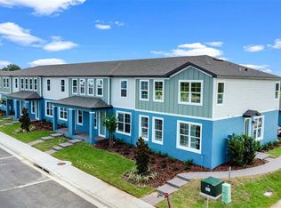 616 Emerald Grove Dr, Apopka, FL 32703