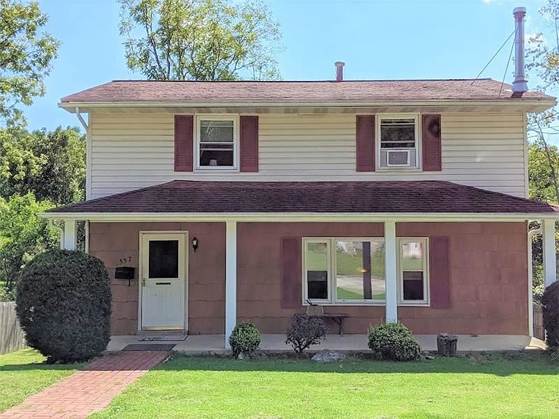 1st image of 557 Willow Ave