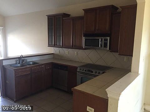 2nd image of 213 Portsmouth Dr