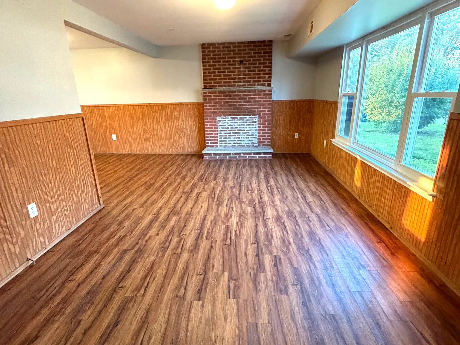 5 bed, $3,550 — Photo 4