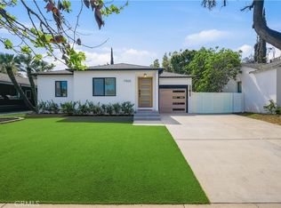 17420 Collins St, Encino, CA 91316