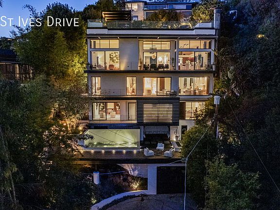 2nd image of 8932 Saint Ives Dr
