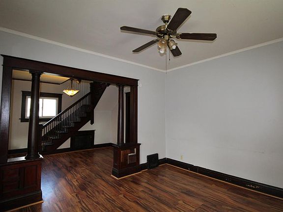 5th image of 208 N Vine St