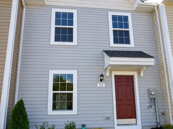 56 Loblolly Dr, Bunker Hill, WV 25413