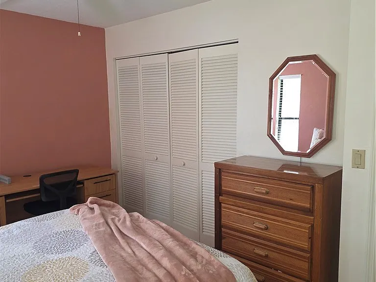 385 E Hartford St #5A — Photo 24