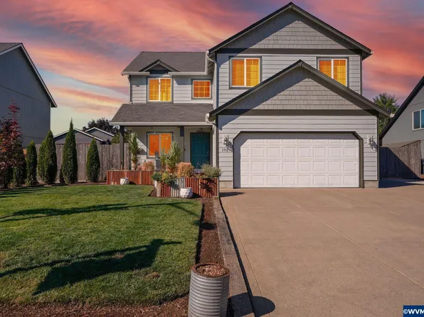 1029 Western Ct, Stayton, OR 97383
