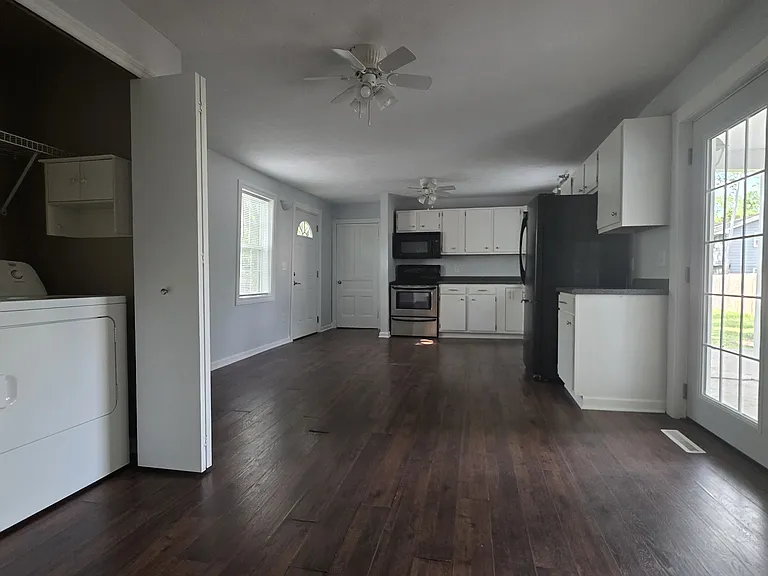 88 Beckwith Dr — Photo 3