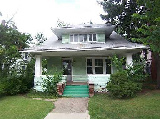 1st image of 1114 Portage Ave
