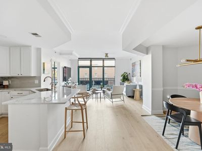 502 W Broad St APT 215, Falls Church, VA, 22046